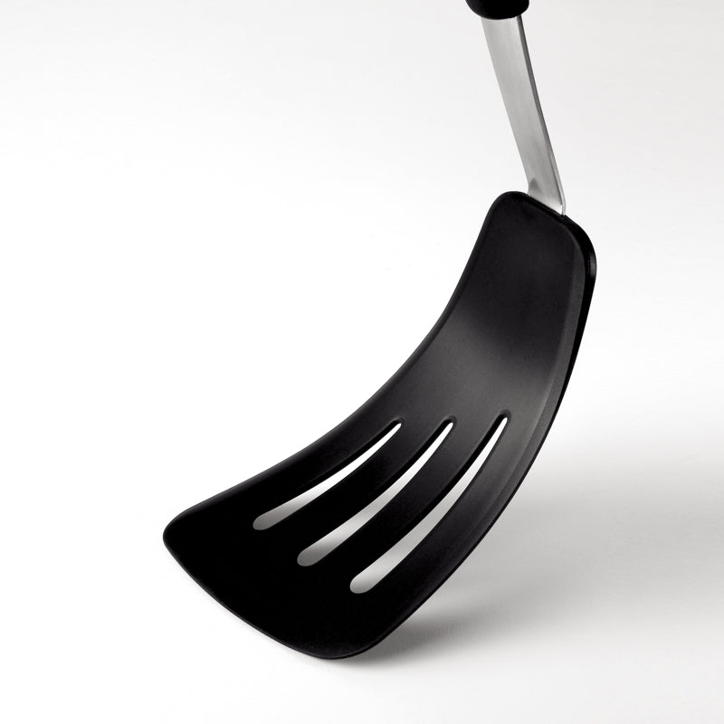 OXO - Flexible Omelet Turner