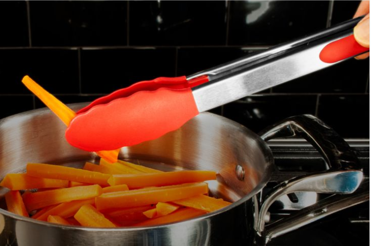 KITCHEN BASICS - Tongs 22.5cm/9“ Stainless-Steel/Red