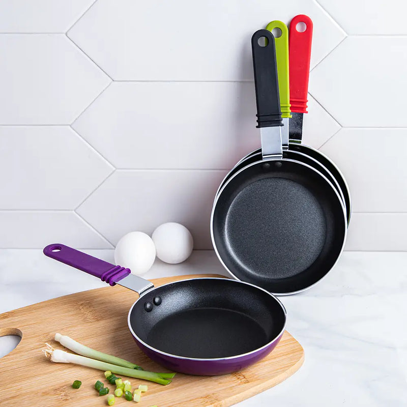Starfrit Eco-Chef Mini Frying Pan 33064N, 14 cm — Colour Varies