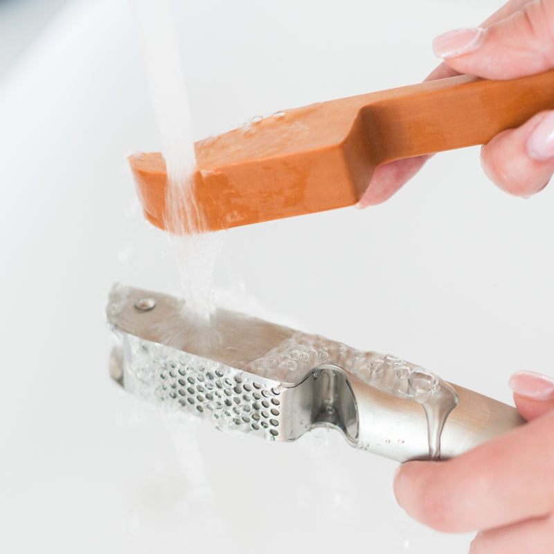 Full Circle - CRUSHED IT™ Garlic Press