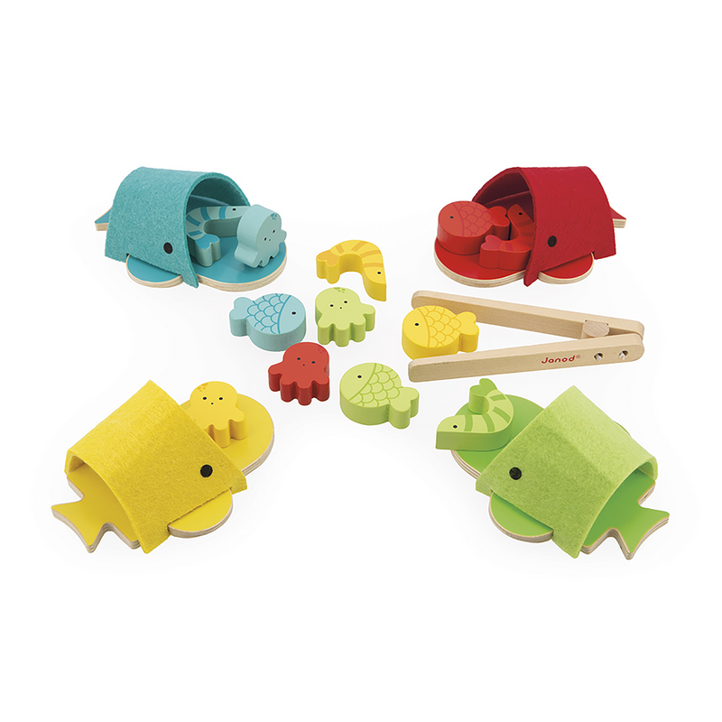 WHALES COLOUR MATCHING GAME