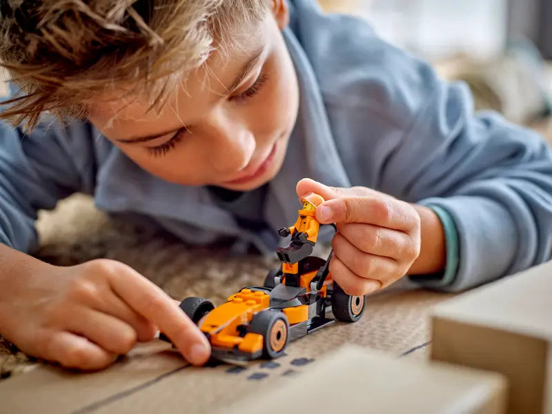 LEGO - 60442 - CITY - F1 Driver w/McLaren Race Car - 86pcs