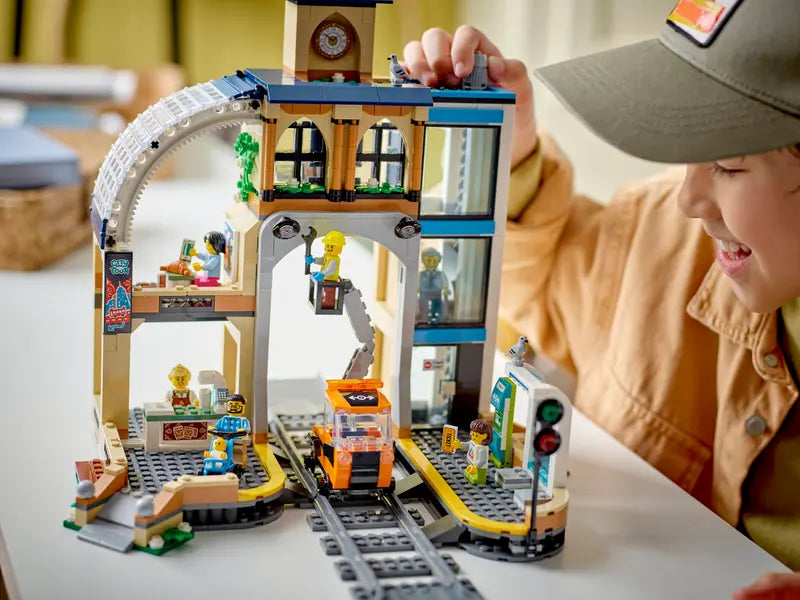 LEGO - 60469 - CITY - Central Train Station - 752pcs