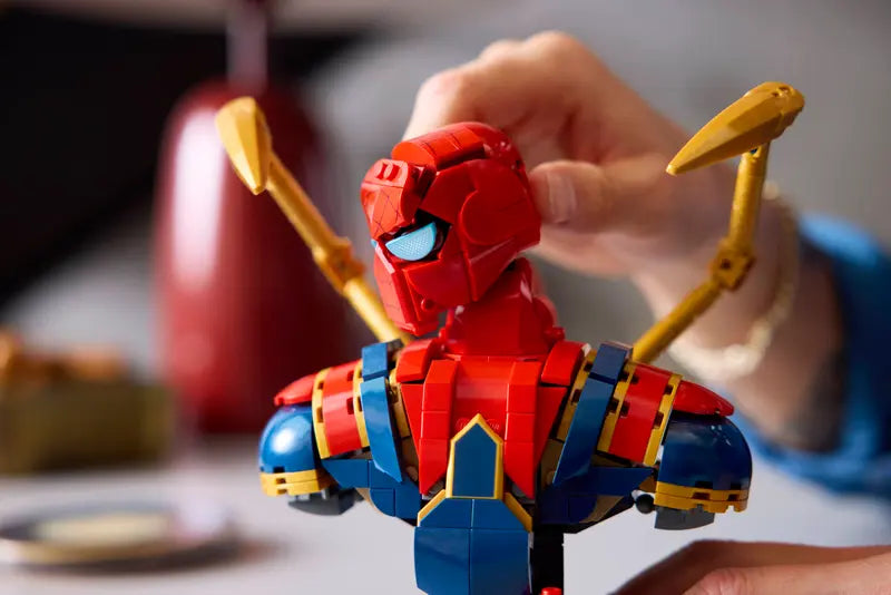 LEGO - 76326 - MARVEL - Iron Spider-Man Bust - 379pcs