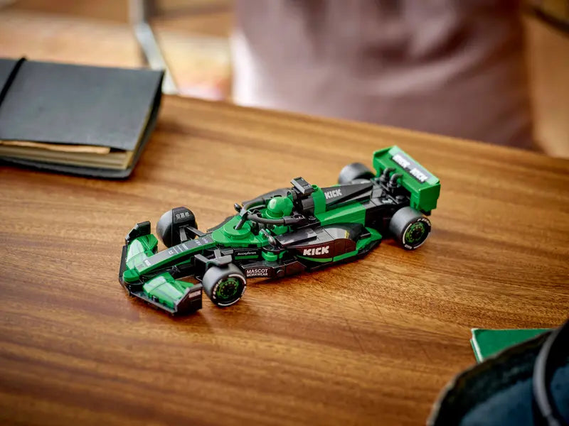 LEGO - 77247 - SPEED CHAMPIONS - Kick Sauber F1 Team C44 Race Car - 259pcs