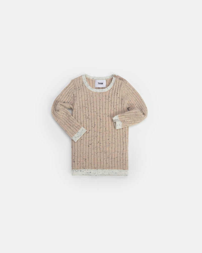 7AM - Long Sleeve Top - Hug Me