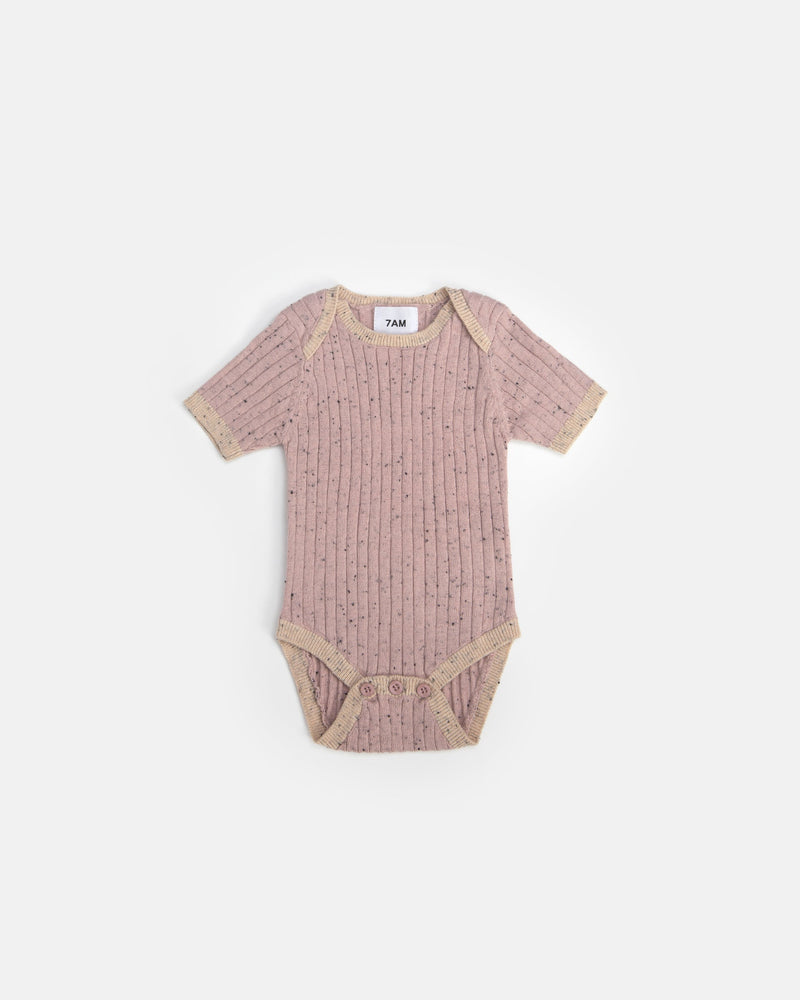 7AM - Short Sleeve Bodysuit - Hug Me