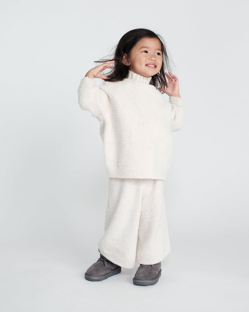 7AM - Boxy Mock Neck Sweater - Fuzzy