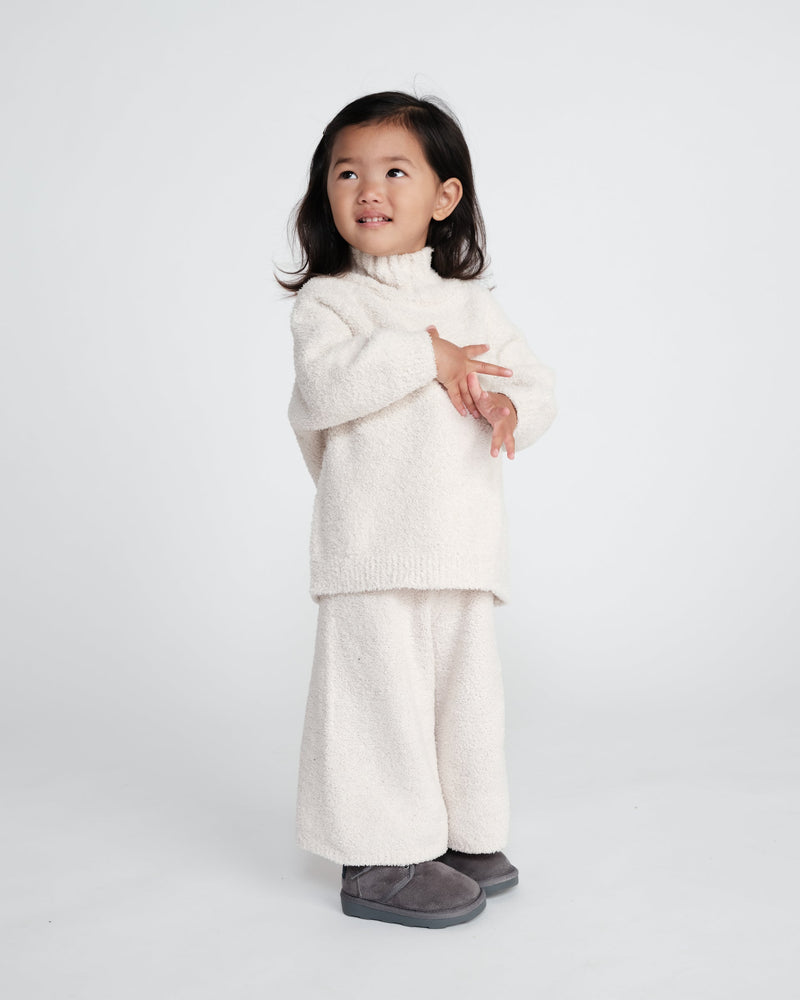 7AM - Boxy Mock Neck Sweater - Fuzzy