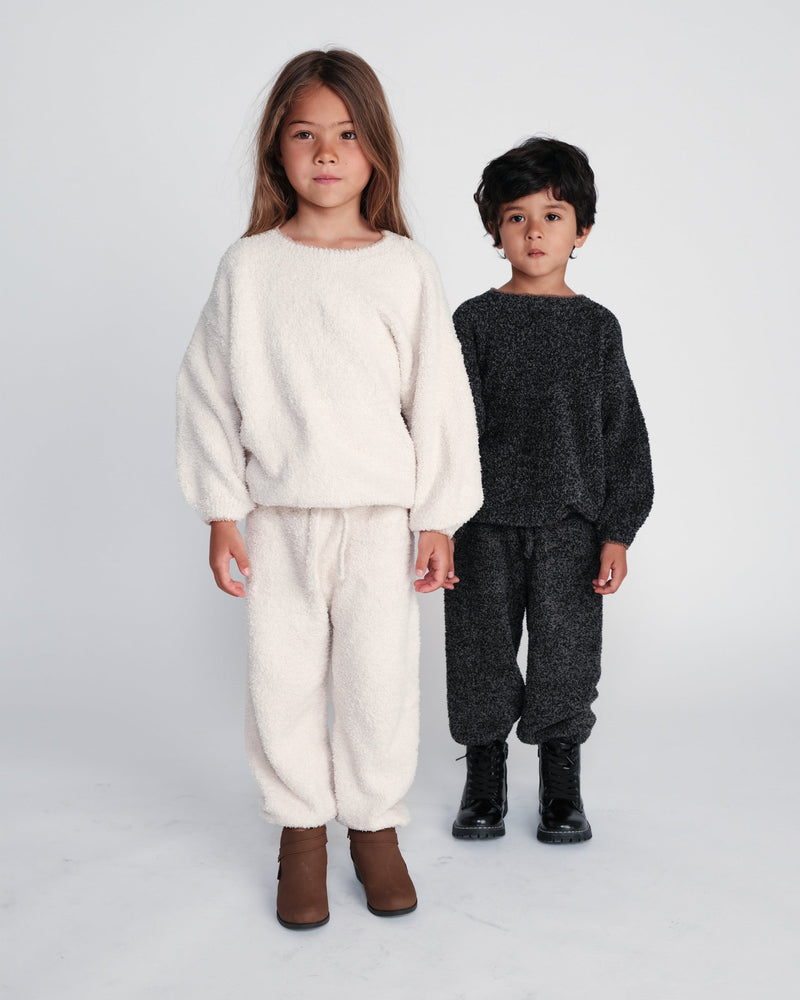 7AM - Boxy Sweater - Fuzzy