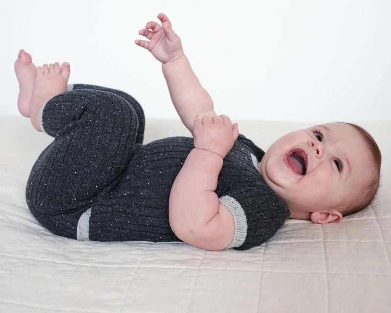 7AM - Leggings - Hug Me - Black - 4 - 5Y Apparel & Accessories Melange Black