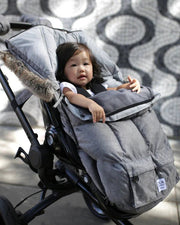 7AM - PlushPOD - Tundra Plush | Infant Lounger and Travel Sleep Pod Mother & Baby Heather Beige - White Faux Fur 18 - 3T