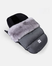 7AM - PlushPOD - Tundra Plush | Infant Lounger and Travel Sleep Pod Mother & Baby Heather Grey Dark - Arctic Faux Fur 0 - 18M