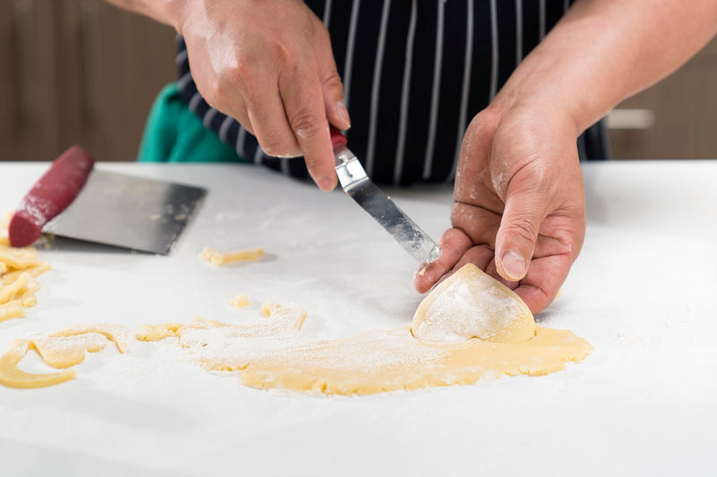 Cuisipro - Flexible Offset Spatula 8.75"/22.3cm SS Red - Limolin 