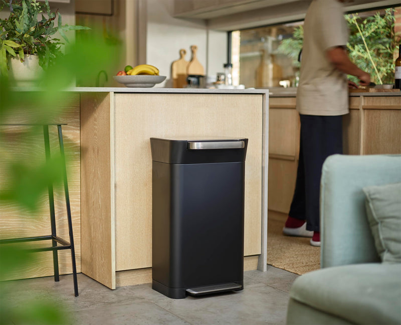 Joseph Joseph - Titan™ Trash Compactor - 30L