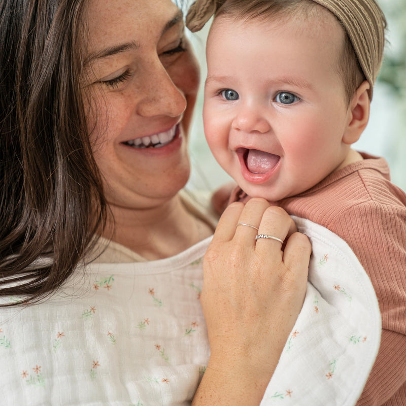 aden + anais - Burpy Bib | Disney + Friends - Neutral