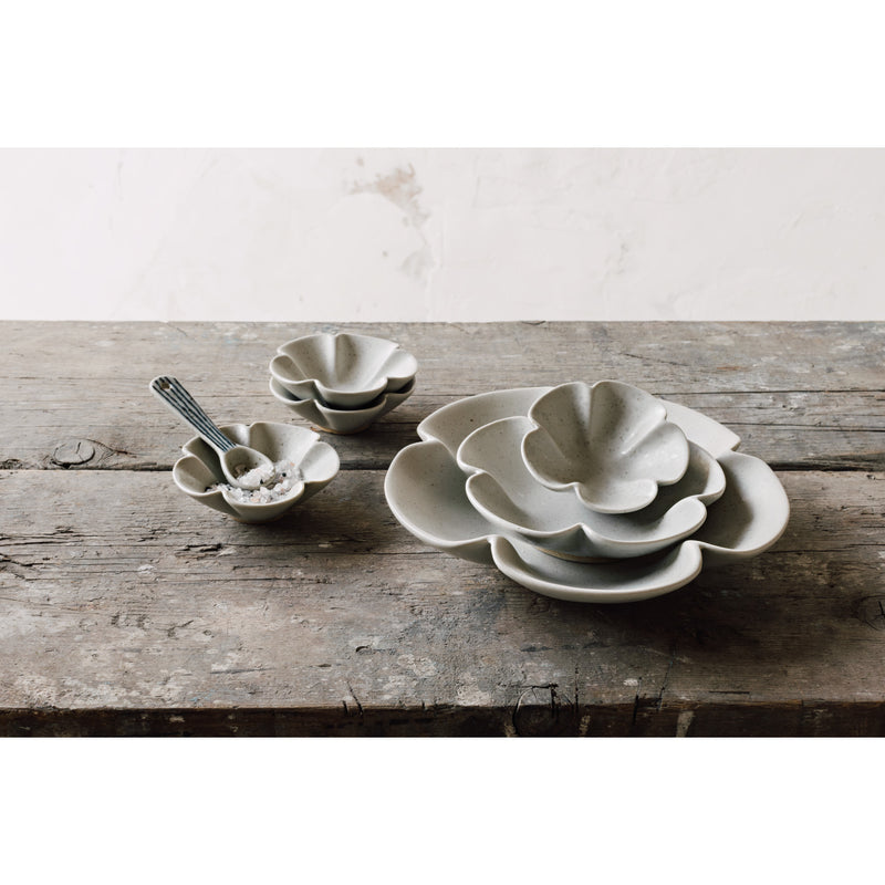 Heirloom - Set/4 Pinch Bowl Sakura | Gray