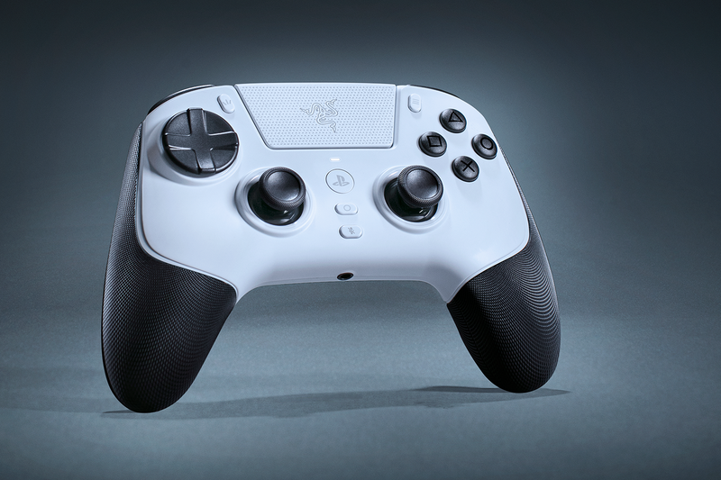 Razer - PlayStation Gaming Controller Wireless Raiju V3 Pro TMR Thumbsticks with Swappable Caps 6 Remappable Buttons HyperTriggers for PS5 and PC - White