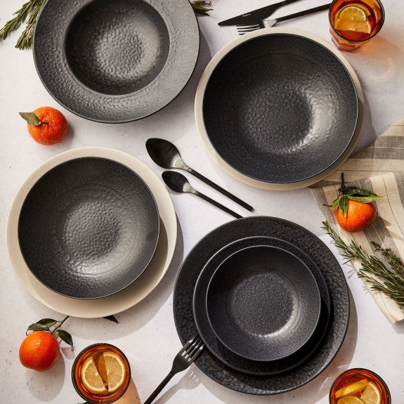 Mesa Ceramics - Mesa Ceramics Black Hammered Dinner Plate 27 cm