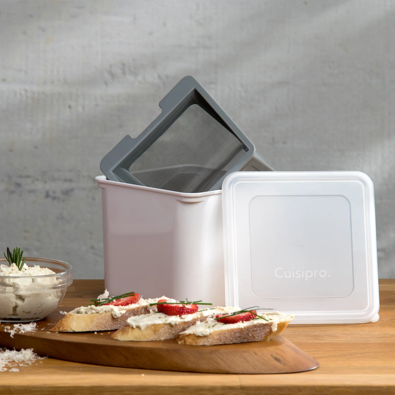 Donvier - Yogurt Cheese Maker 6x5.7"/15.6x14.8cm White - Limolin 