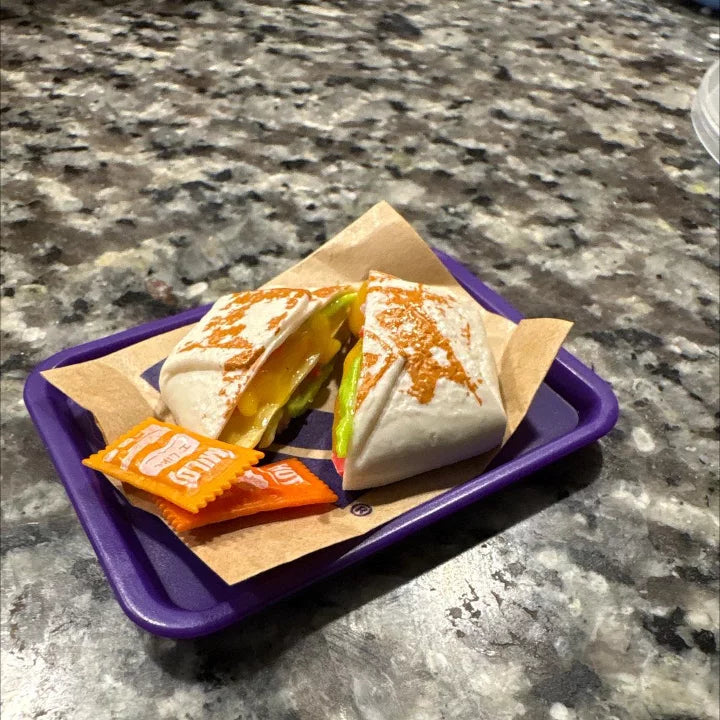 MGA's Miniverse - Make It Mini Taco Bell Series 1 (Single Random Pick)