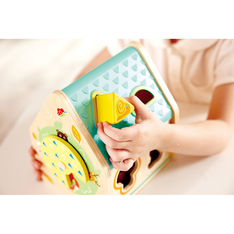 Hape - Critter House Shape Sorter - Limolin 