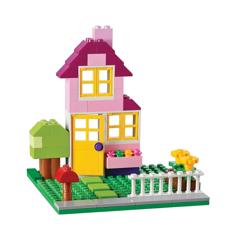 LEGO - Classic - Large Creative Brick Box Build Your Own Creative Toys (790Pcs-10698) - Limolin 