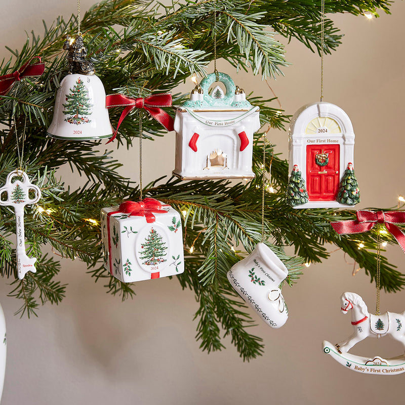 Spode - Baby Bootie Ornament Dtd 2024 - Limolin 