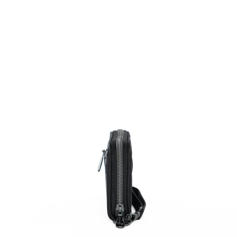LUG - Whirly RFID Wristlet Wallet