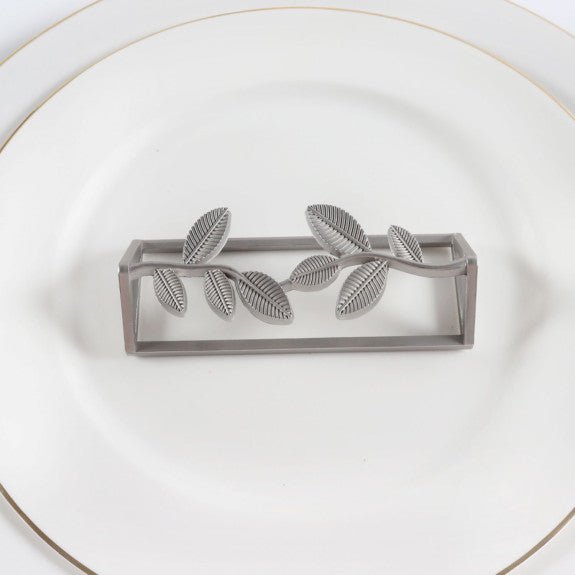 Brilliant - NAPKIN RING FLAT - VINTAGE SILVER S/4 Home & Kitchen