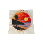 Broderie - ISLAND SUNSET NEEDLE FELTING KIT Arts & Entertainment