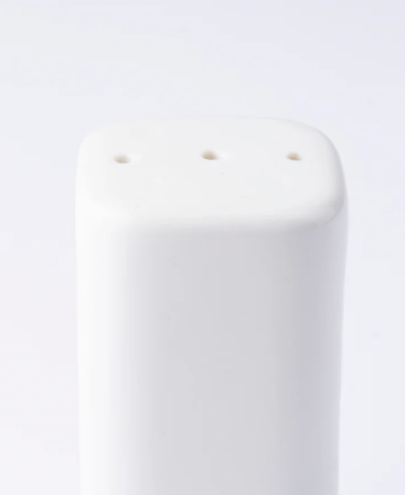 Browne - FOUNDATION Porcelain, Salt Shaker, 2oz / 59ml Home & Kitchen