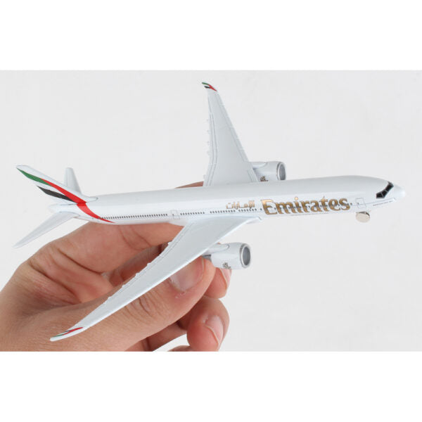 Daron - Emirates 777X Single Plane