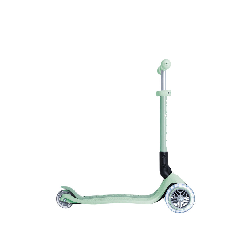 Globber - Junior Foldable Lights ECOLOGIC Sporting Goods Pistachio