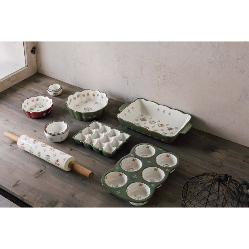 Heirloom - Camellia Stoneware Muffin Pan Home & Kitchen