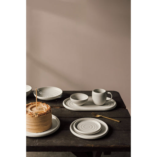 Heirloom - Plate Dinner 9.75in Luna Home & Kitchen