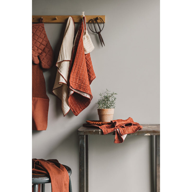 Heirloom - Potholder Stonewash Cinnamon Stick Home & Kitchen