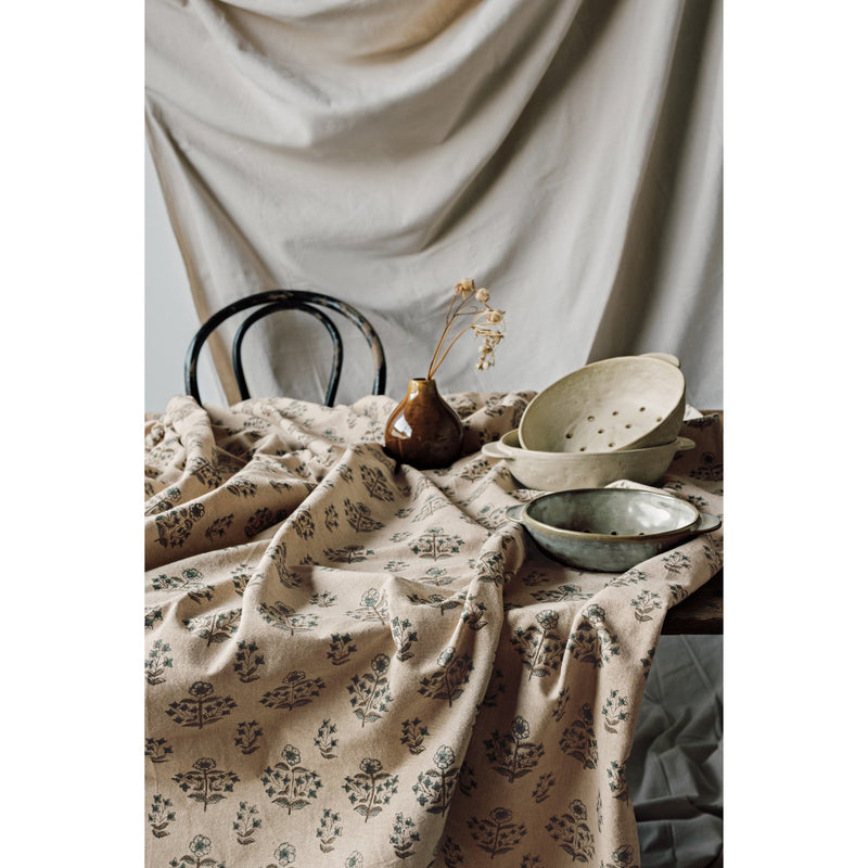 Heirloom - Tablecloth Block Print Salvia Home & Kitchen