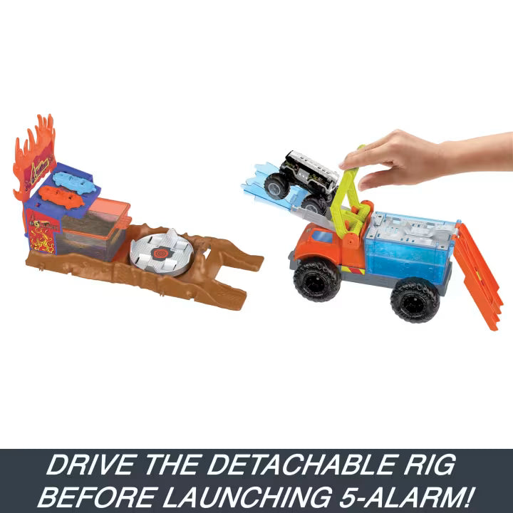 Hot Wheels - Mt Arena World: 5 Alarm'S Color Shifter Water Blast Smash Playset
