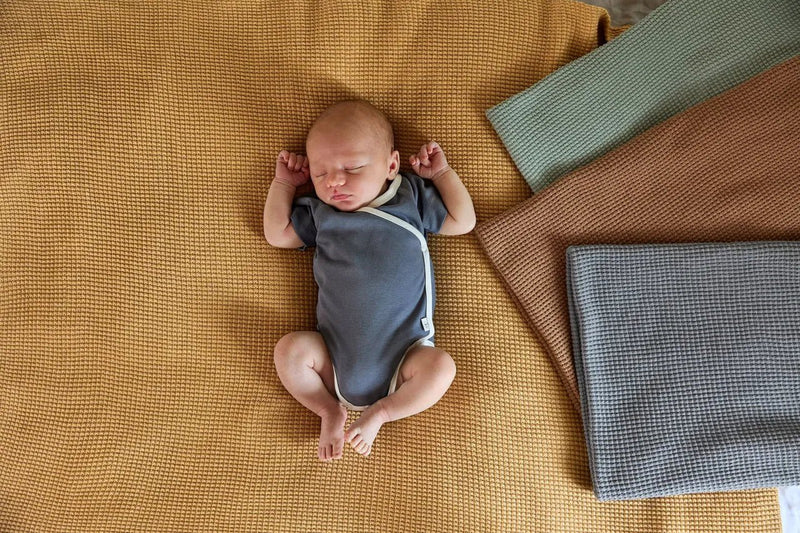 Lassig - Knitted Blanket GOTS