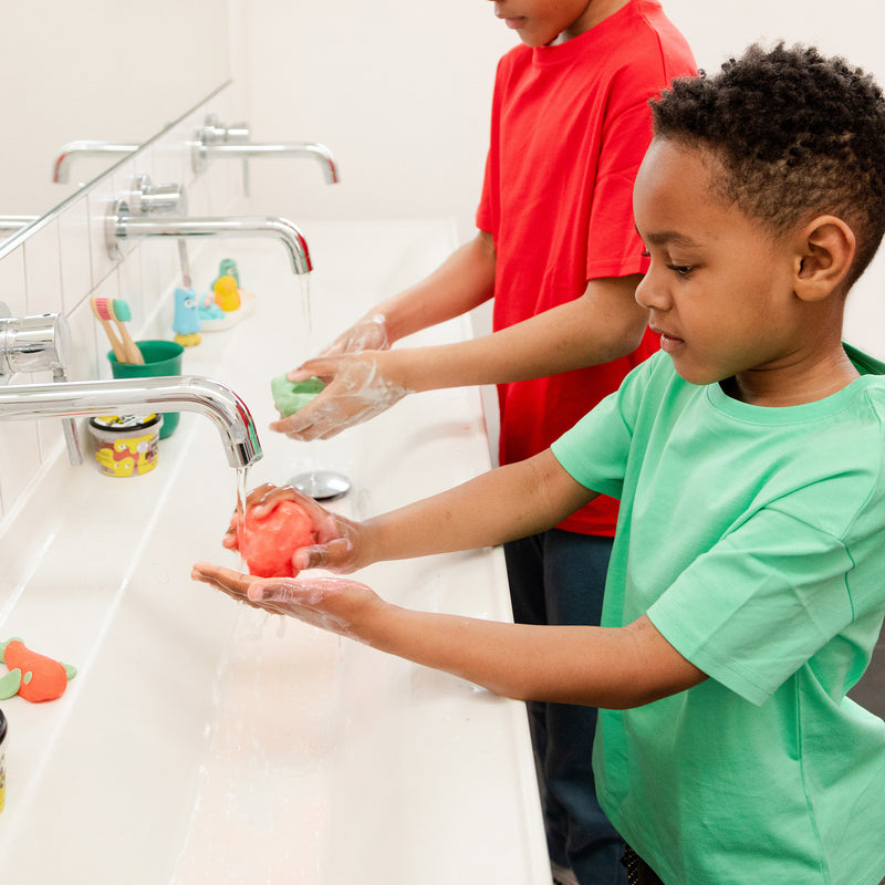 Nailmatic - Kids - Pataploof Bath and Shower Dough - Red - product view