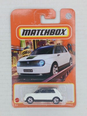 Matchbox - 1:64 Scale Diecast Vehicle