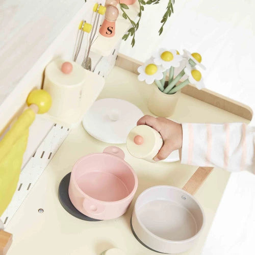 Janod - MAMIE SOLEIL: BIG EQUIPPED KITCHEN