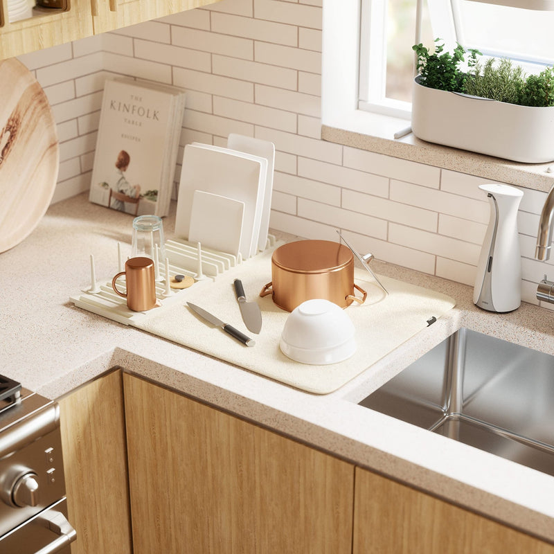 UMBRA - UDry Peg Dish Rack with Mat Home & Kitchen Linen